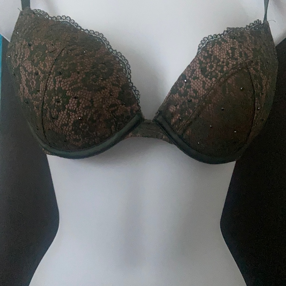 Victoria Secret forest green 34c Bra tag removed